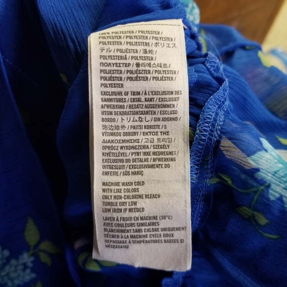 Blue Abercrombie and Fitch size L top - Picture 6 of 7